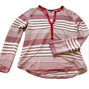 NWT Sanctuary Red And White Striped
Blouse 3/4 Rolled Sleeves V-neck